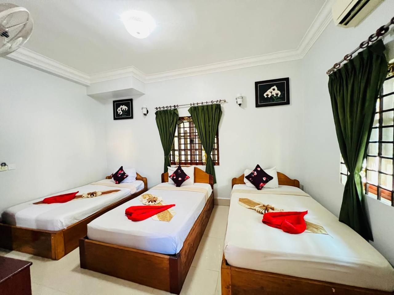 Golden Papaya Guesthouse Siem Reap Buitenkant foto